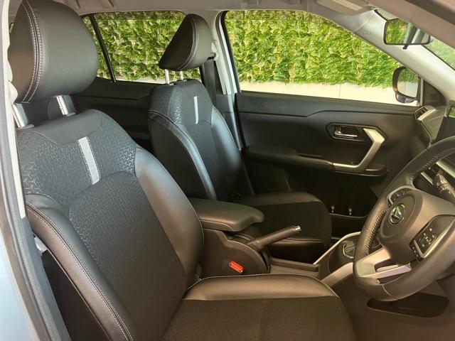 ロッキープレミアムETC・ドラレコ・パノラマモニター・プッシュボタンスタート・ステアリングスイッチ・オートエアコン・キーフリー・コーナーセンサー・アルミホイール・シートヒーター・パワーウィンドウ(佐賀県)の中古車