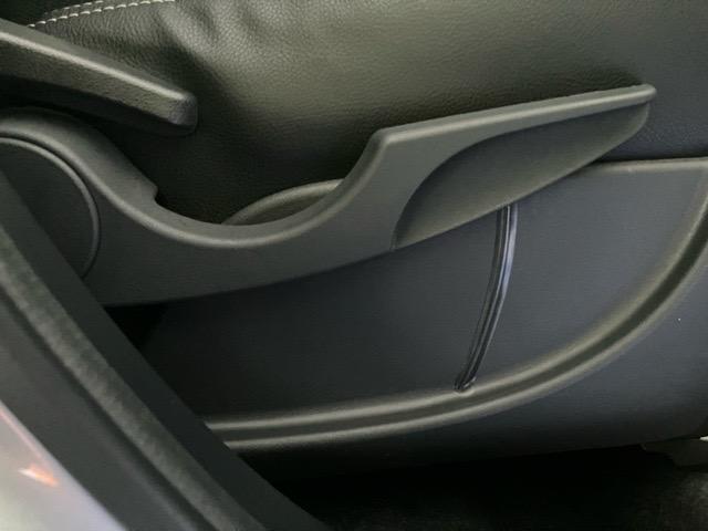 ロッキープレミアムETC・ドラレコ・パノラマモニター・プッシュボタンスタート・ステアリングスイッチ・オートエアコン・キーフリー・コーナーセンサー・アルミホイール・シートヒーター・パワーウィンドウ(佐賀県)の中古車