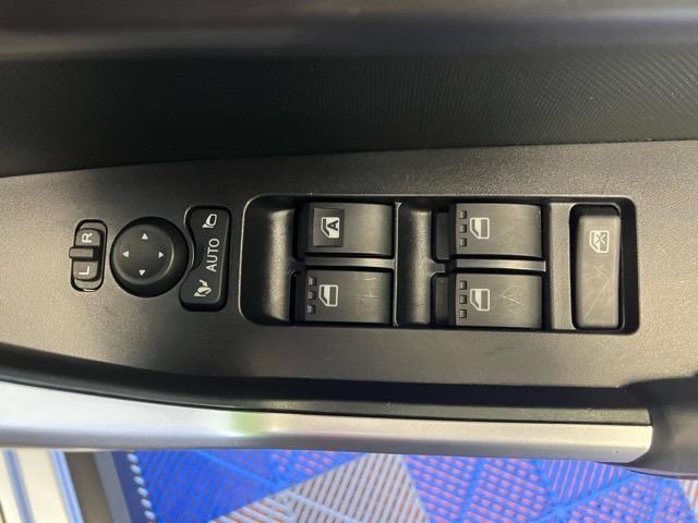 ロッキープレミアムETC・ドラレコ・パノラマモニター・プッシュボタンスタート・ステアリングスイッチ・オートエアコン・キーフリー・コーナーセンサー・アルミホイール・シートヒーター・パワーウィンドウ(佐賀県)の中古車