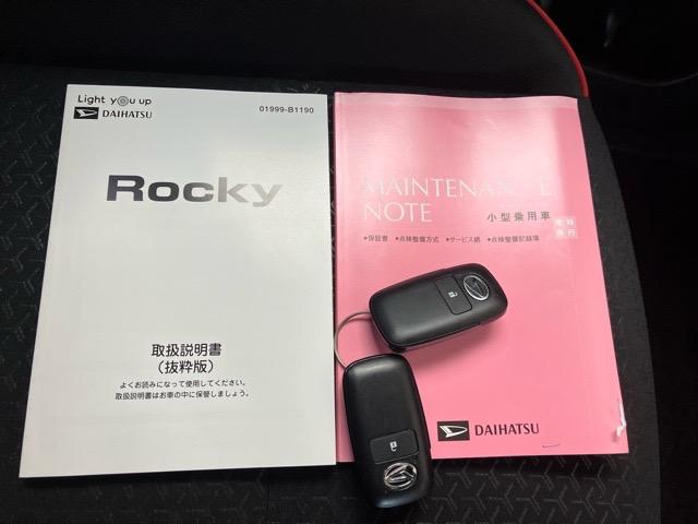 ロッキーＧアウトレット車・外装現状・ドラレコ・パノラマモニター・プッシュボタンスタート・ステアリングスイッチ・オートエアコン・キーフリー・シートヒーター・アルミホイール・パワーウィンドウ（佐賀県）の中古車