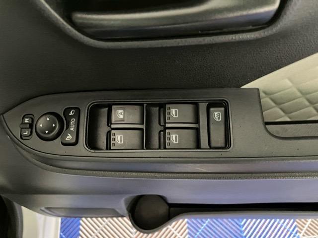 タントＸ両側電動スライドドア・ドラレコ・バックモニター・プッシュボタンスタート・ステアリングスイッチ・オートエアコン・キーフリー・コーナーセンサー・シートヒーター・パワーウィンドウ（佐賀県）の中古車