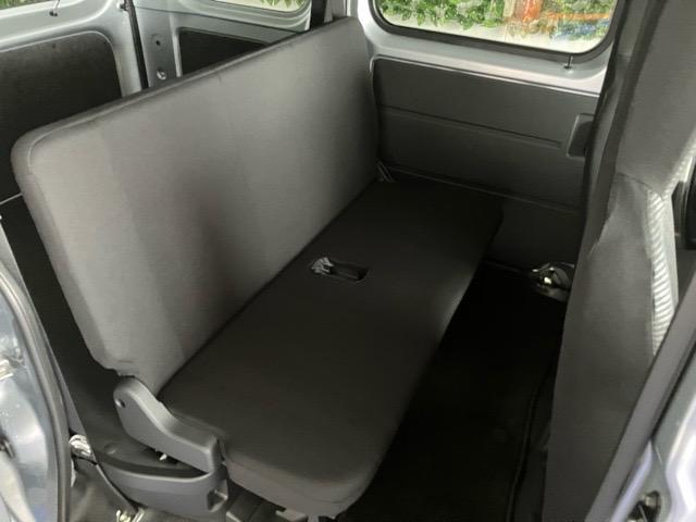 ハイゼットカーゴＤＸ２ＷＤ・ＣＶＴ車・衝突回避・ＡＭ／ＦＭラジオ・両側スライドドア・エコアイドル・コーナーセンサー・エアコン（佐賀県）の中古車