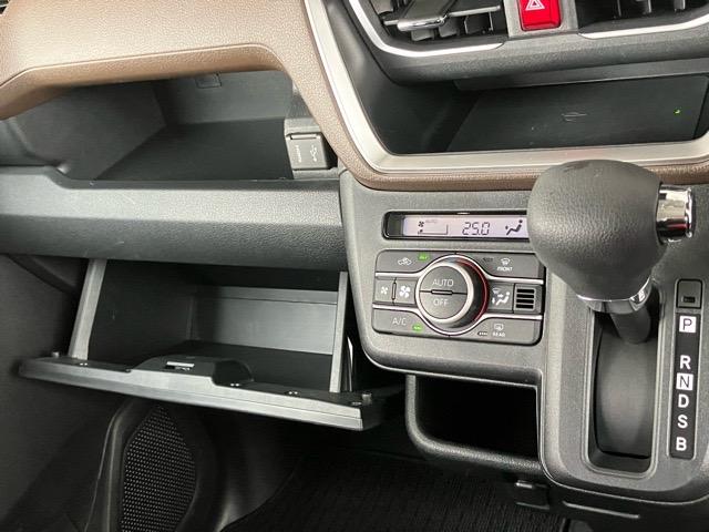 ムーヴＧ片側電動スライドドア・ディスプレイオーディオ・Ｂｌｕｅｔｏｏｔｈ・パノラマモニター・プッシュボタンスタート・ステアリングスイッチ・オートエアコン・キーフリー・コーナーセンサー・パワーウィンドウ（佐賀県）の中古車