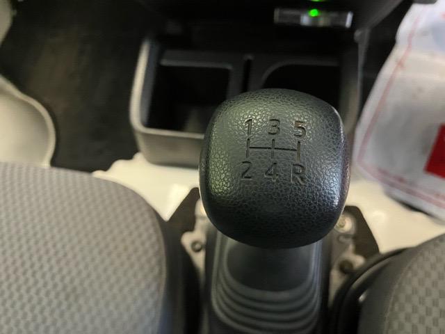 サンバートラックTCスマートアシスト2WD・MT車・衝突回避・作業灯・ETC・CDオーディオ・キーレスエントリー・エアコン・パワーウィンドウ(佐賀県)の中古車