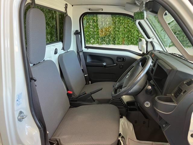 サンバートラックTCスマートアシスト2WD・MT車・衝突回避・作業灯・ETC・CDオーディオ・キーレスエントリー・エアコン・パワーウィンドウ(佐賀県)の中古車