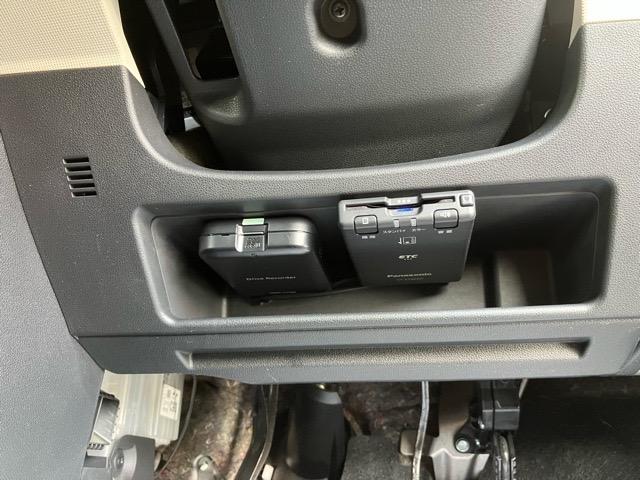 ムーヴキャンバスＸブラックインテリアリミテッド　ＳＡIII両側電動スライドドア・ＥＴＣ・ドラレコ・パノラマモニター・プッシュボタンスタート・ステアリングスイッチ・オートエアコン・キーフリー・ベンチシート・パワーウィンドウ（佐賀県）の中古車