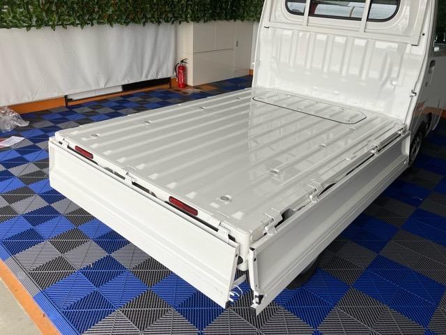 ハイゼットトラックスタンダード　農用スペシャル４ＷＤ・ＭＴ車・衝突回避・作業灯・ＡＭ／ＦＭラジオ・コーナーセンサー・エコアイドル・エアコン（佐賀県）の中古車