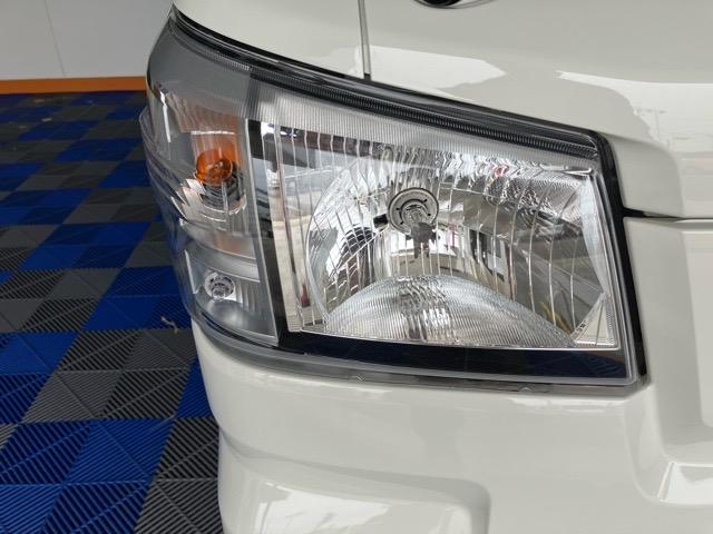 ハイゼットトラックスタンダード　農用スペシャル４ＷＤ・ＭＴ車・衝突回避・作業灯・ＡＭ／ＦＭラジオ・コーナーセンサー・エコアイドル・エアコン（佐賀県）の中古車