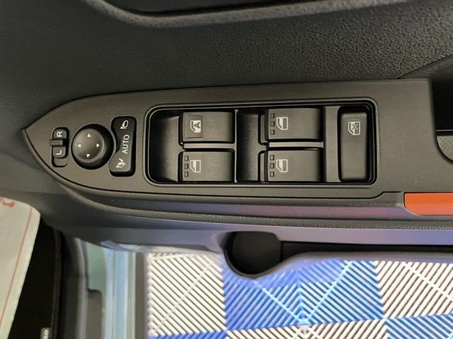 タントファンクロス両側電動スライドドア・プッシュボタンスタート・ステアリングスイッチ・オートエアコン・キーフリーシステム・シートヒーター・バックカメラ対応・アルミホイール・パワーウィンドウ（佐賀県）の中古車