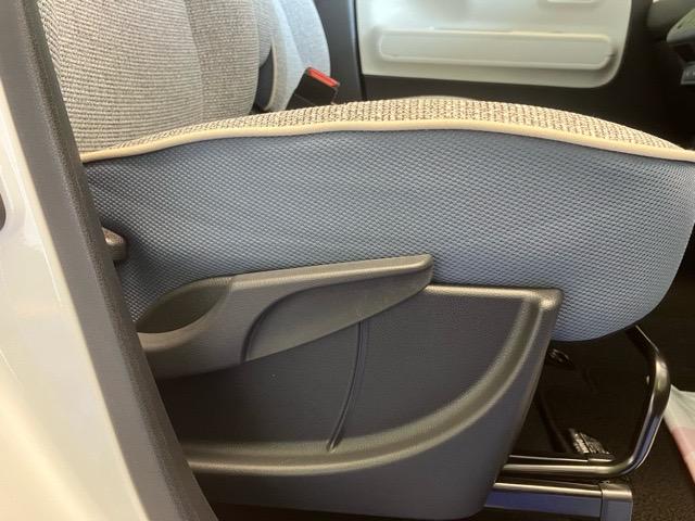 ムーヴキャンバスストライプスG両側電動スライドドア・プッシュボタンスタート・ステアリングスイッチ・オートエアコン・キーフリー・コーナーセンサー・ベンチシート・シートヒーター・パワーウィンドウ(佐賀県)の中古車