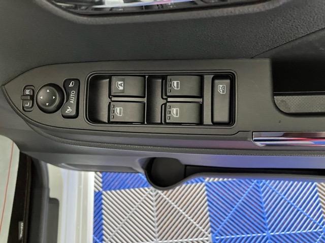 タントカスタムＸ両側電動スライドドア・コーナーセンサー・プッシュボタンスタート・ステアリングスイッチ・オートエアコン・キーフリー・ベンチシート・シートヒーター・アルミホイール・バックカメラ対応・パワーウィンドウ（佐賀県）の中古車