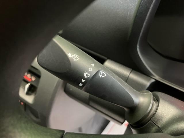 ハイゼットトラックスタンダード　農用スペシャル４ＷＤ・ＭＴ車・衝突回避・作業灯・ＡＭ／ＦＭラジオ・コーナーセンサー・エコアイドル・エアコン（佐賀県）の中古車