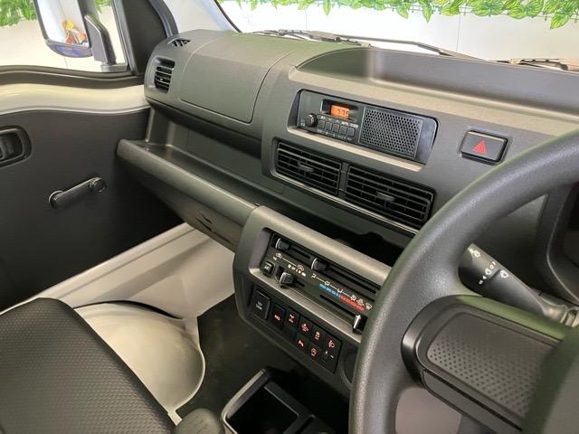 ハイゼットトラックスタンダード　農用スペシャル４ＷＤ・ＭＴ車・衝突回避・作業灯・ＡＭ／ＦＭラジオ・コーナーセンサー・エコアイドル・エアコン（佐賀県）の中古車