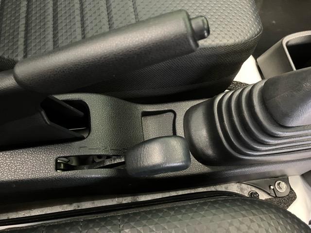 ハイゼットトラックスタンダード　農用スペシャル４ＷＤ・ＭＴ車・衝突回避・作業灯・ＡＭ／ＦＭラジオ・コーナーセンサー・エコアイドル・エアコン（佐賀県）の中古車