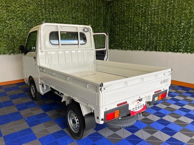 ハイゼットトラックスタンダード　農用スペシャル４ＷＤ・ＭＴ車・衝突回避・作業灯・ＡＭ／ＦＭラジオ・コーナーセンサー・エコアイドル・エアコン（佐賀県）の中古車