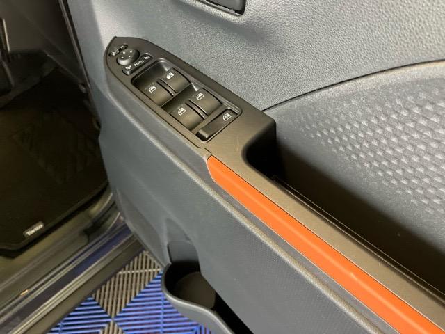 タントファンクロス両側電動スライドドア・コーナーセンサー・プッシュボタンスタート・ステアリングスイッチ・オートエアコン・キーフリー・ベンチシート・アルミホイール・バックカメラ対応・パワーウィンドウ（佐賀県）の中古車