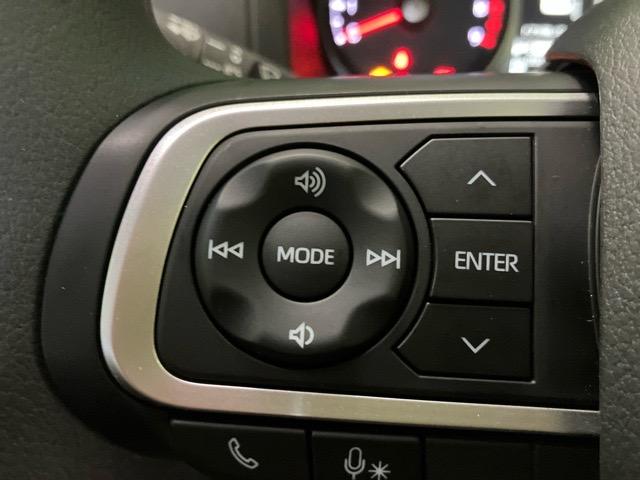 ハイゼットカーゴアトレースローパー福祉車両・電動ウインチ・２ＷＤ・ＣＶＴ車・衝突回避・両側電動スライドドア・プッシュボタンスタート・エコアイドル・コーナーセンサー・オートエアコン・キーフリーシステム・パワーウィンドウ（佐賀県）の中古車