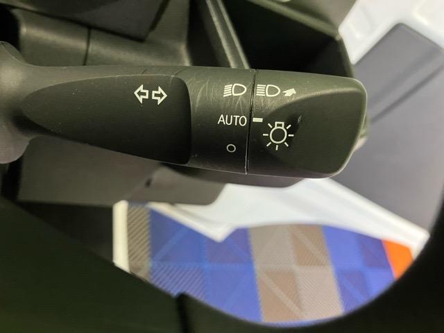 ハイゼットトラックスタンダード４ＷＤ・ＭＴ車・衝突回避・ＡＭ／ＦＭラジオ・コーナーセンサー・エコアイドル・エアコン（佐賀県）の中古車