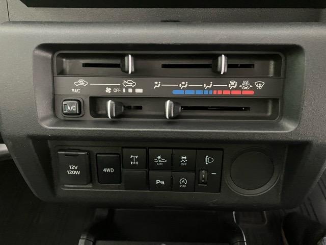 ハイゼットトラックスタンダード　農用スペシャル４ＷＤ・ＭＴ車・衝突回避・作業灯・コーナーセンサー・エコアイドル・エアコン（佐賀県）の中古車