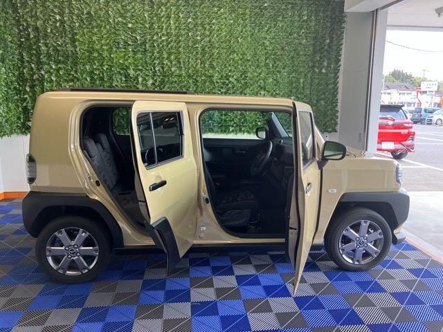 タフトＧ　ダーククロムベンチャーコーナーセンサー・プッシュボタンスタート・ステアリングスイッチ・オートエアコン・キーフリー・ベンチシート・シートヒーター・アルミホイール・バックカメラ対応・パワーウィンドウ（佐賀県）の中古車