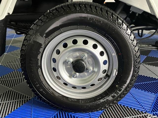 ハイゼットトラックスタンダード４ＷＤ・ＭＴ車・衝突回避・ＡＭ／ＦＭラジオ・コーナーセンサー・エコアイドル・エアコン（佐賀県）の中古車