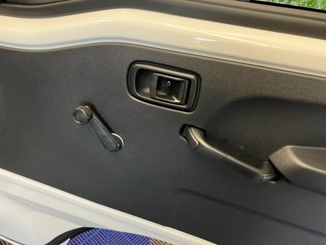 ハイゼットトラックスタンダード４ＷＤ・ＭＴ車・衝突回避・ＡＭ／ＦＭラジオ・コーナーセンサー・エコアイドル・エアコン（佐賀県）の中古車