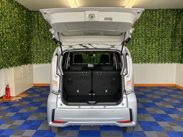 ムーヴカスタム　ＸリミテッドII　ＳＡIIIパノラマモニター・ＥＴＣ・ドラレコ・プッシュボタンスタート・キーフリーシステム・オートエアコン・ステアリングスイッチ・ＰＷＲモード・アルミホイール・ベンチシート・パワーウィンドウ（佐賀県）の中古車