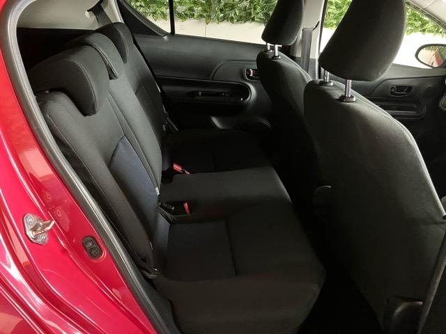 アクアＳ外装ワケあり車・バックモニター・プッシュボタンスタート・ステアリングスイッチ・オートエアコン・キーフリー・パワーウィンドウ（佐賀県）の中古車