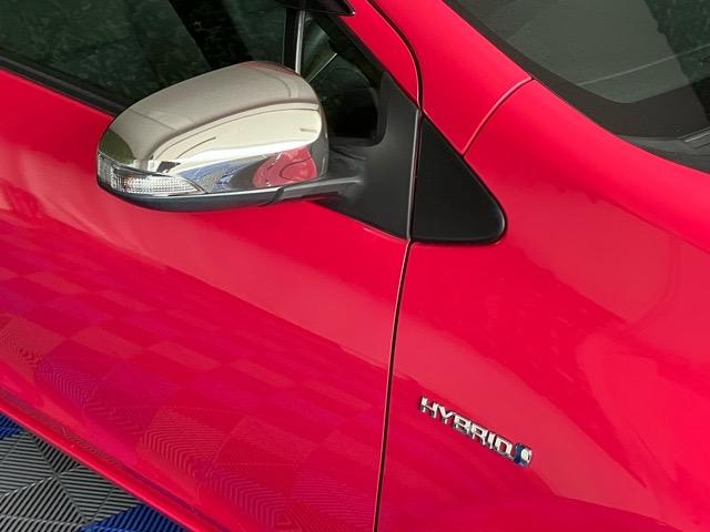 アクアＳ外装ワケあり車・バックモニター・プッシュボタンスタート・ステアリングスイッチ・オートエアコン・キーフリー・パワーウィンドウ（佐賀県）の中古車