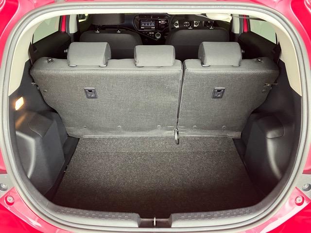 アクアＳ外装ワケあり車・バックモニター・プッシュボタンスタート・ステアリングスイッチ・オートエアコン・キーフリー・パワーウィンドウ（佐賀県）の中古車