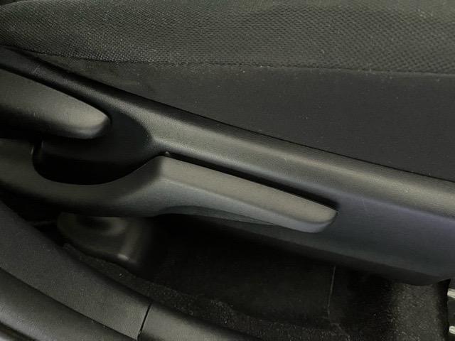 アクアＳ外装ワケあり車・バックモニター・プッシュボタンスタート・ステアリングスイッチ・オートエアコン・キーフリー・パワーウィンドウ（佐賀県）の中古車