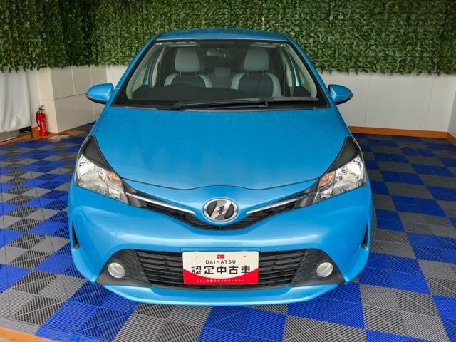 ヴィッツ１．３Ｆ　スマートスタイルＥＴＣ・バックモニター・ステアリングスイッチ・プッシュボタンスタート・エアコン・キーフリー・パワーウィンドウ（佐賀県）の中古車