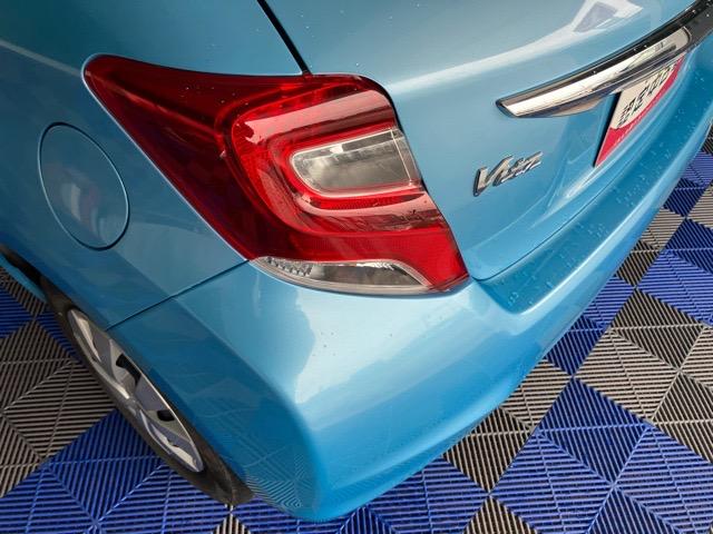 ヴィッツ１．３Ｆ　スマートスタイルＥＴＣ・バックモニター・ステアリングスイッチ・プッシュボタンスタート・エアコン・キーフリー・パワーウィンドウ（佐賀県）の中古車