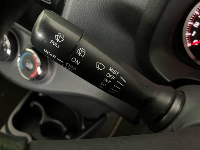 ヴィッツ１．３Ｆ　スマートスタイルＥＴＣ・バックモニター・ステアリングスイッチ・プッシュボタンスタート・エアコン・キーフリー・パワーウィンドウ（佐賀県）の中古車