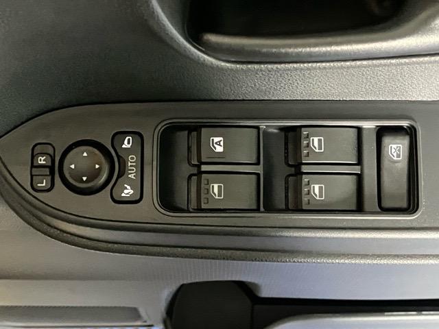 タントＸ片側電動スライドドア・コーナーセンサー・プッシュボタンスタート・ステアリングスイッチ・オートエアコン・キーフリー・ベンチシート・シートヒーター・パワーウィンドウ（佐賀県）の中古車