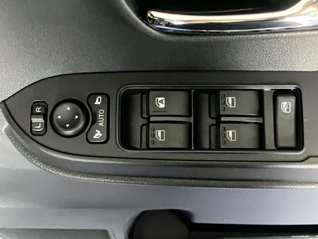 タントカスタムＸ両側電動スライドドア・プッシュボタンスタート・ステアリングスイッチ・オートエアコン・キーフリーシステム・シートヒーター・全周囲カメラ対応・アルミホイール・パワーウィンドウ（佐賀県）の中古車