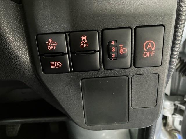 ハイゼットカーゴデラックスＳＡIII外装ワケあり車・２ＷＤ・ＡＴ車・衝突回避・ＣＤオーディオ・両側スライドドア・エコアイドル・オートハイビーム・エアコン（佐賀県）の中古車