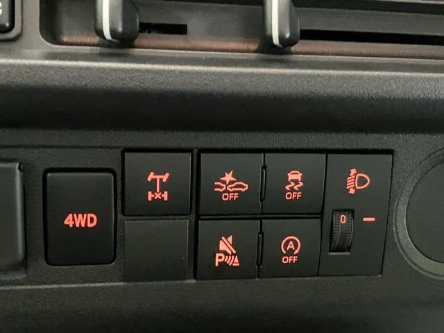 ハイゼットトラックスタンダード 農用スペシャル4WD・MT車・衝突回避・作業灯・AM/FMラジオ・コーナーセンサー・エコアイドル・エアコン(佐賀県)の中古車