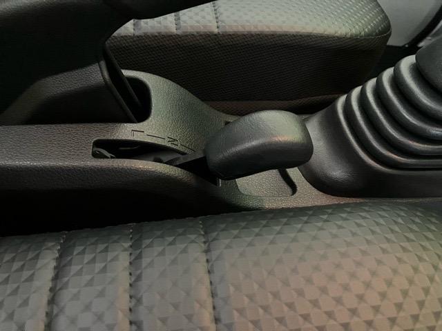 ハイゼットトラックスタンダード 農用スペシャル4WD・MT車・衝突回避・作業灯・AM/FMラジオ・コーナーセンサー・エコアイドル・エアコン(佐賀県)の中古車