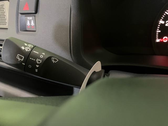 ハイゼットカーゴＤＸ２ＷＤ・ＣＶＴ車・衝突回避・ＡＭ／ＦＭラジオ・両側スライドドア・エコアイドル・コーナーセンサー・エアコン（佐賀県）の中古車
