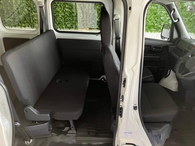 ハイゼットカーゴＤＸ２ＷＤ・ＣＶＴ車・衝突回避・ＡＭ／ＦＭラジオ・両側スライドドア・エコアイドル・コーナーセンサー・エアコン（佐賀県）の中古車