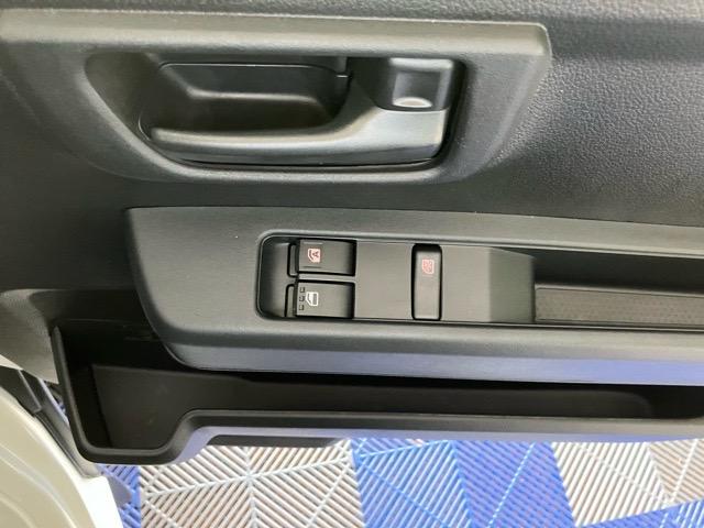 ハイゼットカーゴＤＸ２ＷＤ・ＣＶＴ車・衝突回避・ＡＭ／ＦＭラジオ・両側スライドドア・エコアイドル・コーナーセンサー・エアコン（佐賀県）の中古車