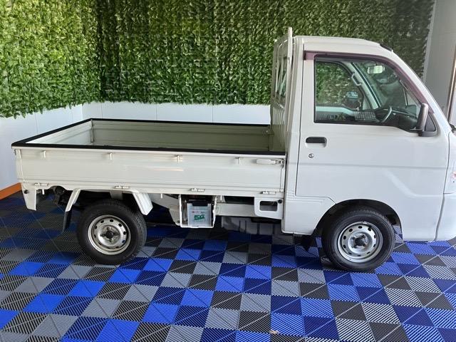 ハイゼットトラックエアコン・パワステ　スペシャルアウトレット車・４ＷＤ・ＭＴ車・ＡＭ／ＦＭラジオ・エアコン（佐賀県）の中古車