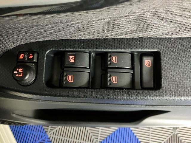ムーヴカスタム RS ハイパーSAIIアウトレット車・バックモニター・プッシュボタンスタート・ステアリングスイッチ・オートエアコン・キーフリー・アルミホイール・パワーウィンドウ(佐賀県)の中古車