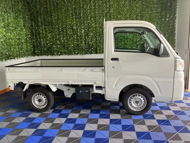 ハイゼットトラックスタンダードＳＡIIIｔ４ＷＤ・ＭＴ車・衝突回避・ＡＭ／ＦＭラジオ・エアコン（佐賀県）の中古車