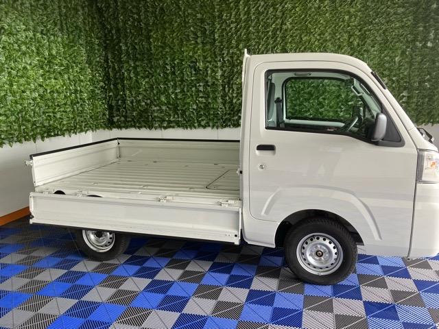 ハイゼットトラックスタンダードＳＡIIIｔ４ＷＤ・ＭＴ車・衝突回避・ＡＭ／ＦＭラジオ・エアコン（佐賀県）の中古車