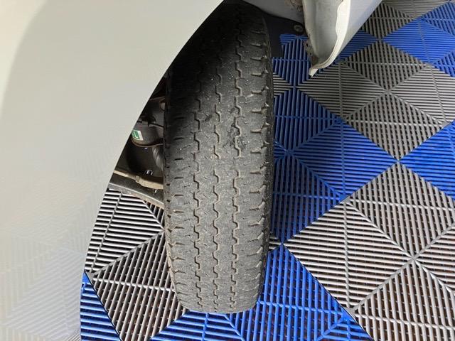 ハイゼットトラックスタンダードＳＡIIIｔ４ＷＤ・ＭＴ車・衝突回避・ＡＭ／ＦＭラジオ・エアコン（佐賀県）の中古車