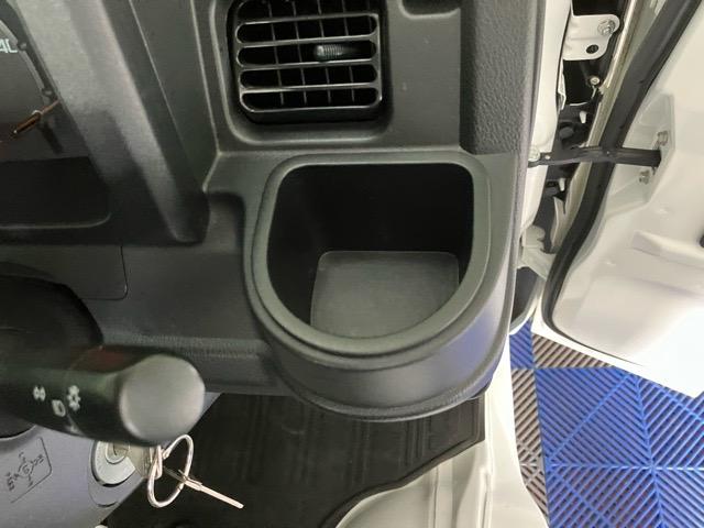 ハイゼットトラックスタンダードＳＡIIIｔ４ＷＤ・ＭＴ車・衝突回避・ＡＭ／ＦＭラジオ・エアコン（佐賀県）の中古車