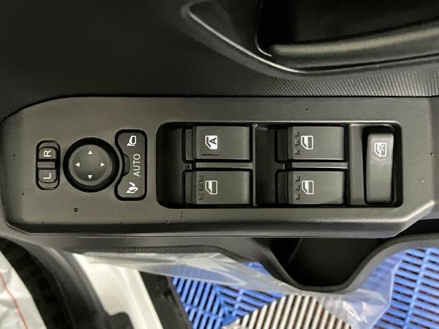 タフトXコーナーセンサー・プッシュボタンスタート・ステアリングスイッチ・オートエアコン・キーフリーシステム・パワーウィンドウ(佐賀県)の中古車