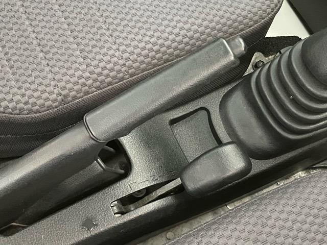 ハイゼットトラックEXTアウトレット車・4WD・MT車・ナビ・作業灯・ハイロー切替・エアコン・キーレスエントリー・パワーウィンドウ(佐賀県)の中古車